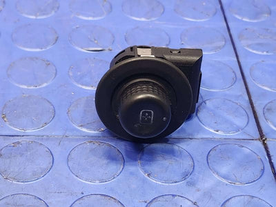 2011 Ford F-150 Door Switch Front