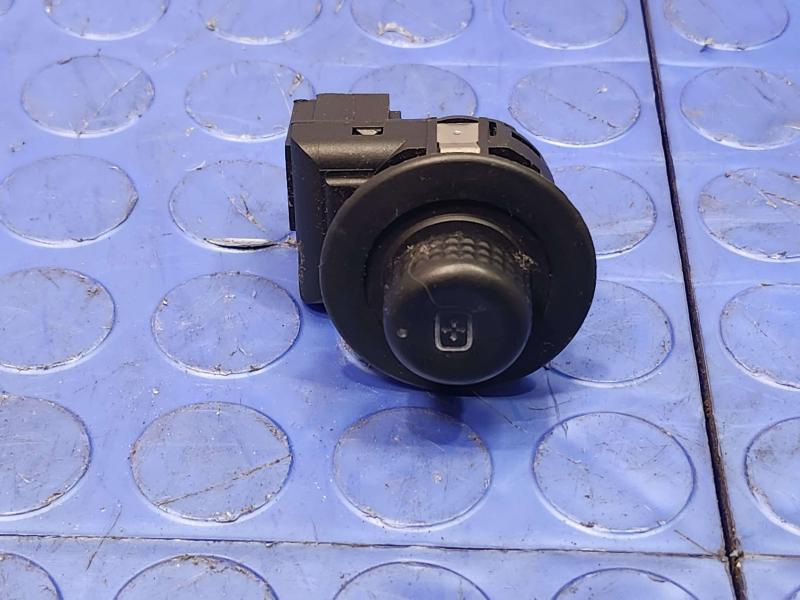 2011 Ford F-150 Door Switch Front