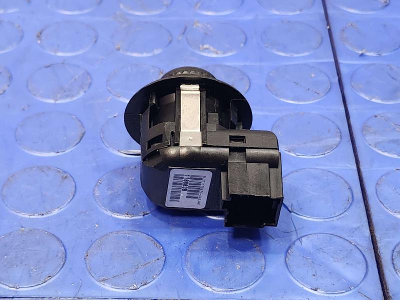 2011 Ford F-150 Door Switch Front