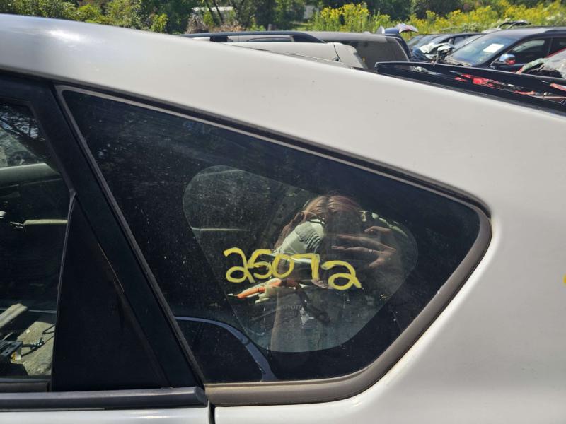 2010 Toyota Prius Quarter Glass/Window