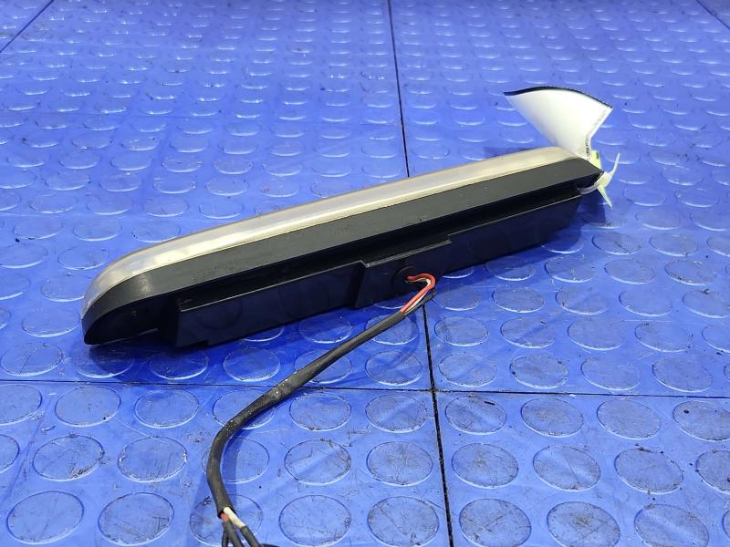 2008 Ford F-250 Super Duty 3Rd Brake Light Avoidance Lamp