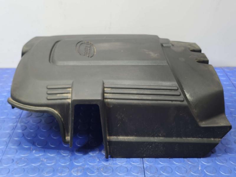 2012 GMC Yukon Engine Cover