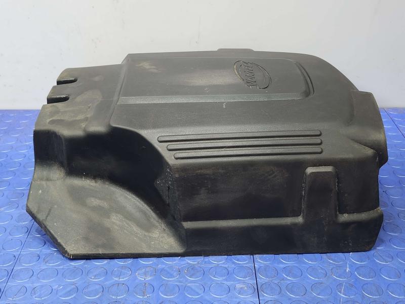 2012 GMC Yukon Engine Cover
