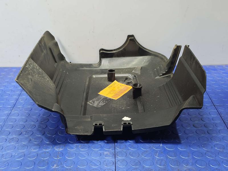 2012 GMC Yukon Engine Cover