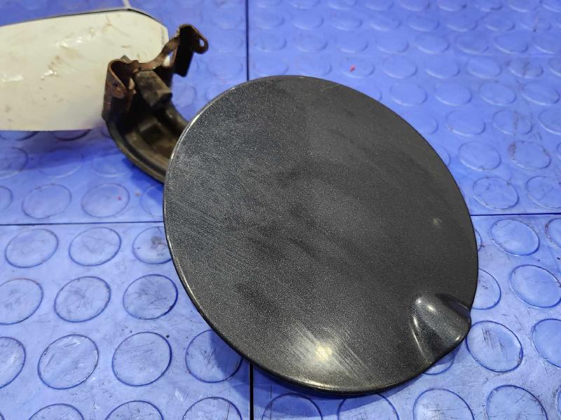2009 Chevrolet Impala Fuel Tank Door