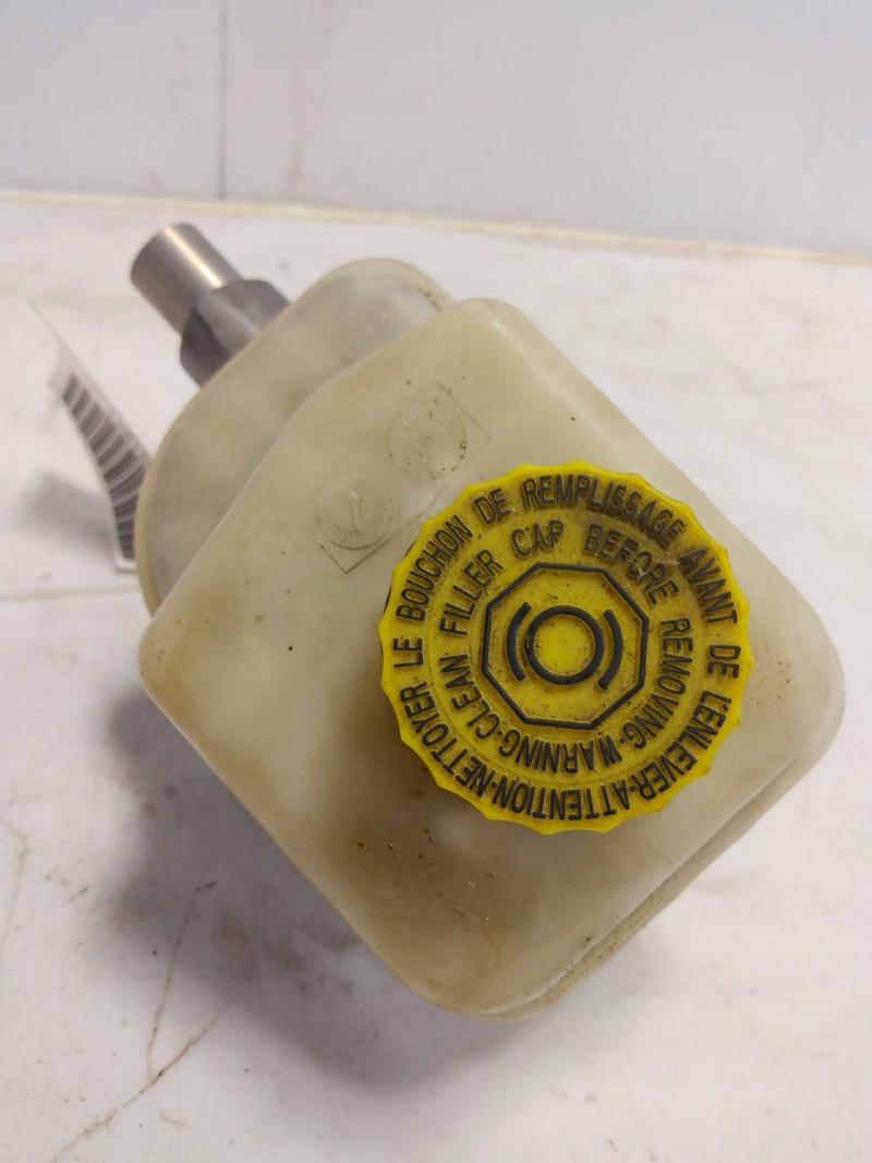 2008 Dodge Charger Master Cylinder