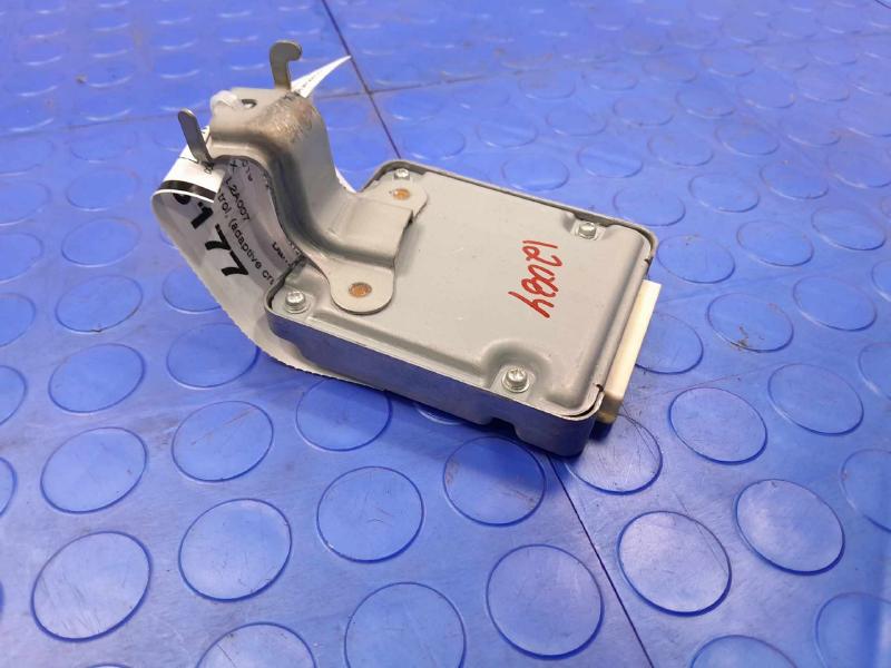 2018-2020 Toyota Sienna Adaptive Cruise Control Module Genuine OEM 88150-08010