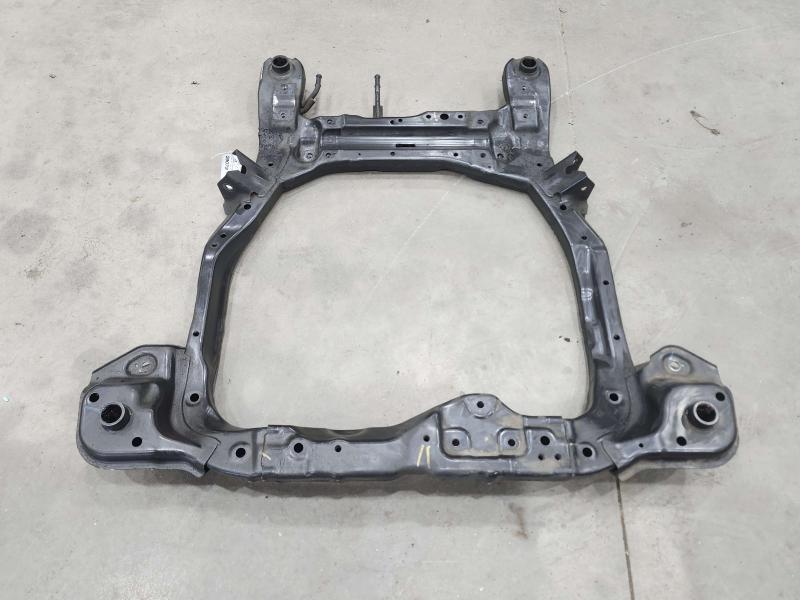 2011 Kia Sorento Crossmember/Cradle/Undercarria