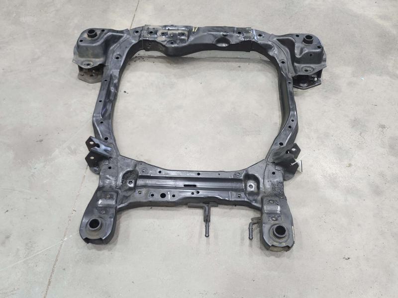 2011 Kia Sorento Crossmember/Cradle/Undercarria