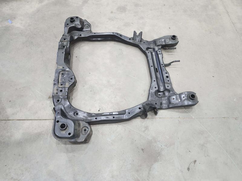 2011 Kia Sorento Crossmember/Cradle/Undercarria