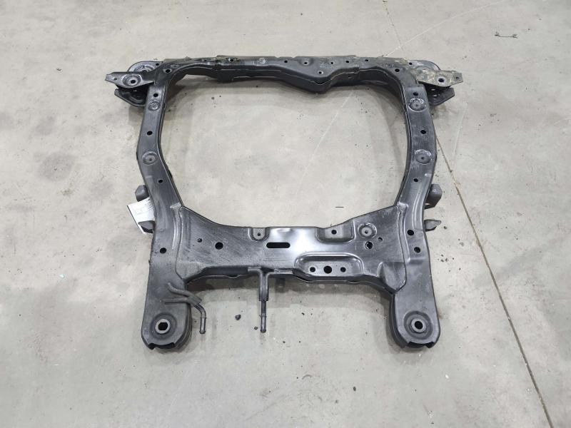 2011 Kia Sorento Crossmember/Cradle/Undercarria