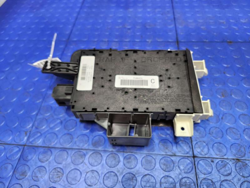 2014 Ford Mustang Cabin Fuse Box