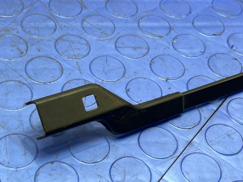 2011-2018 Volvo S60 Windshield Wiper Arm Right Passenger Side OEM 30753505