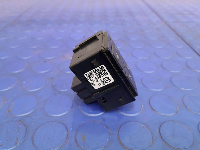 2017-2019 Jaguar XE Driver Seat Mirror Memory Control Switch OEM T2H3543