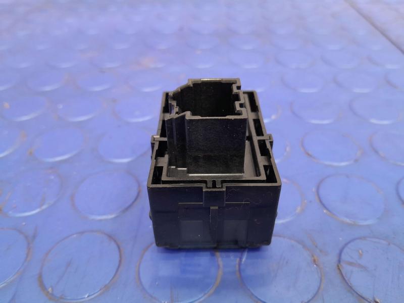 2017-2019 Jaguar XE Driver Seat Mirror Memory Control Switch OEM T2H3543