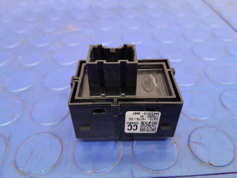 2017-2019 Jaguar XE Driver Seat Mirror Memory Control Switch OEM T2H3543