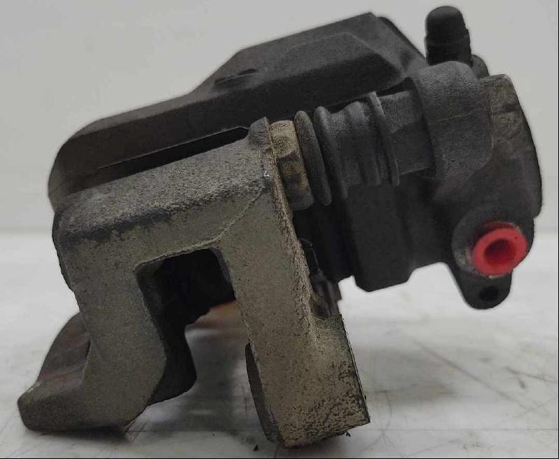 2014 Subaru Forester Caliper