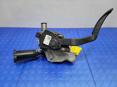 2013 Ford F-350 Super Duty Pedal Assembly