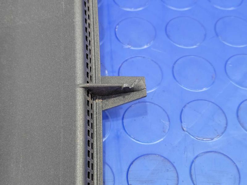 2010 Land Rover Range Rov Fender Moulding