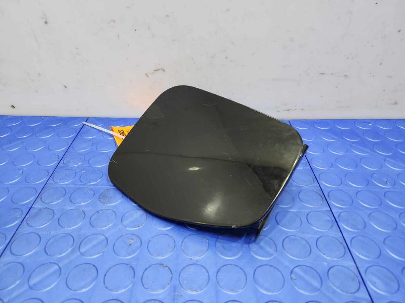 2010 Subaru Legacy Fuel Tank Door