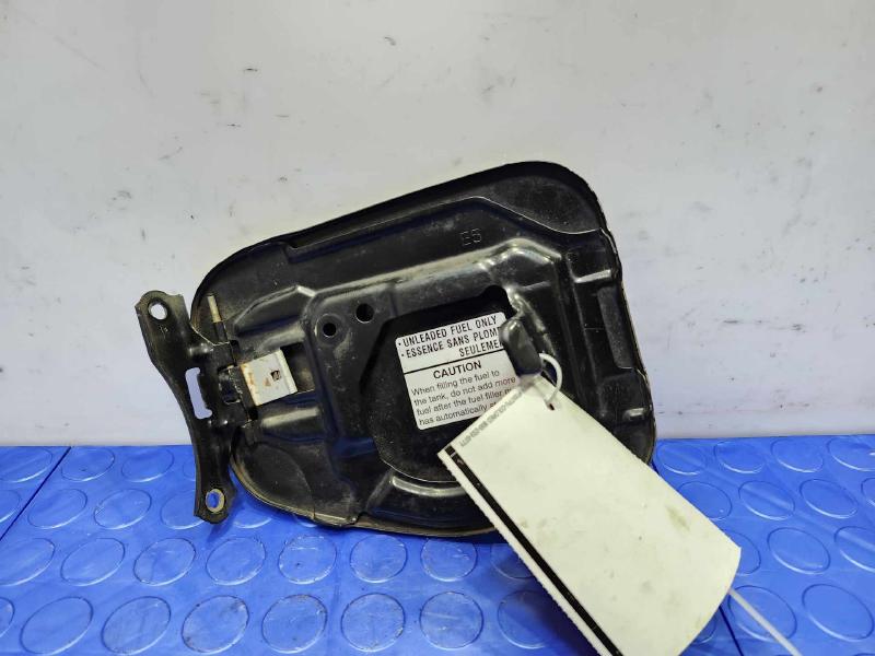 2010 Subaru Legacy Fuel Tank Door