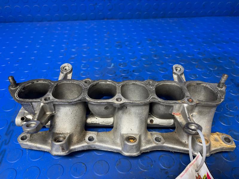 2000 Mitsubishi Eclipse Intake Manifold