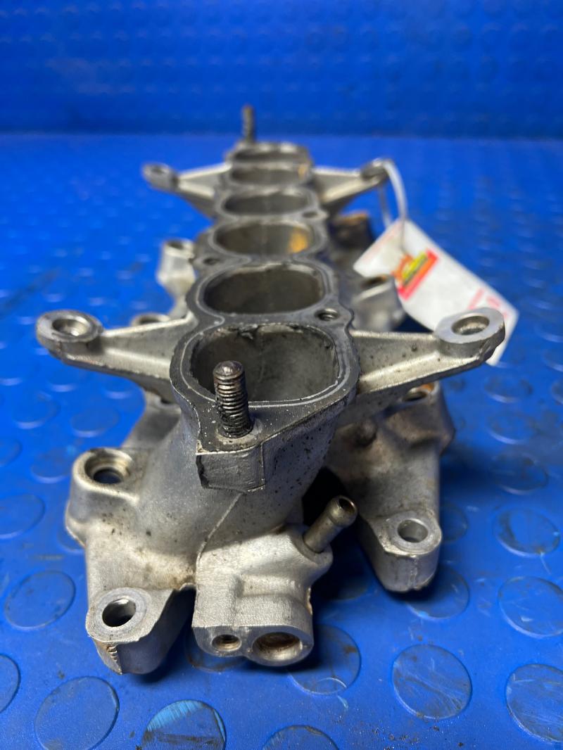 2000 Mitsubishi Eclipse Intake Manifold