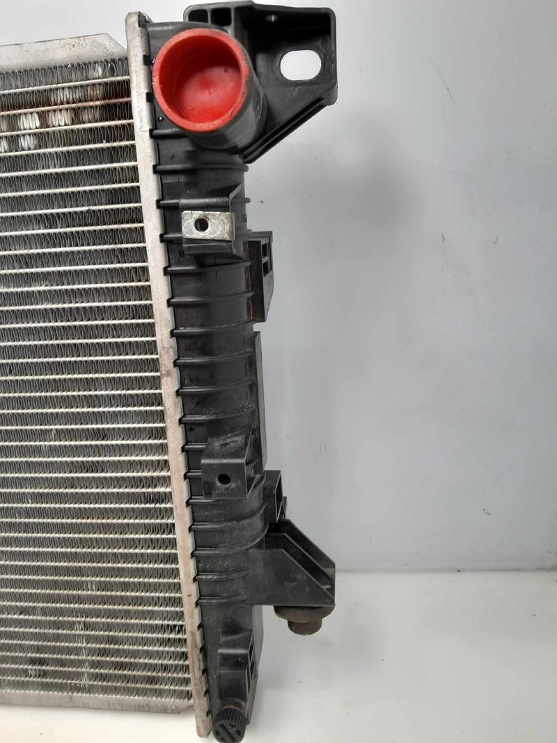 2007 Ford Expedition Radiator