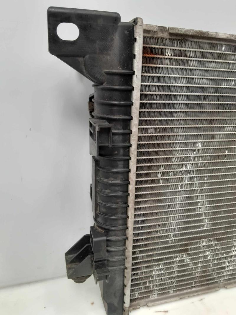 2007 Ford Expedition Radiator