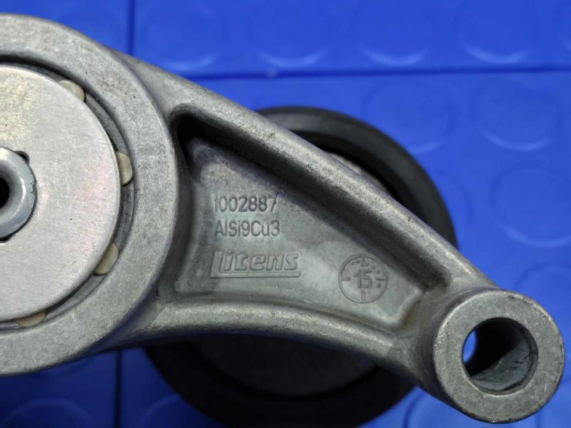 2016 Volvo XC90 Engine Belt Tensioner