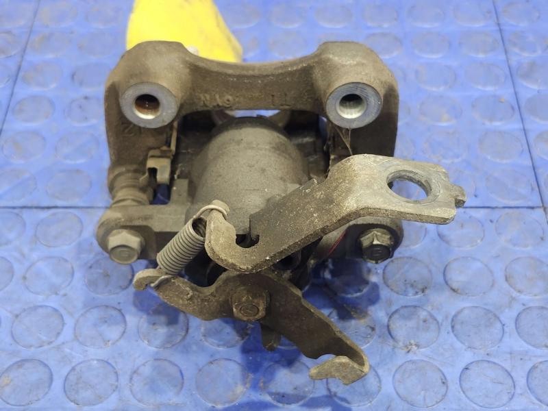 2017 Toyota Prius Caliper