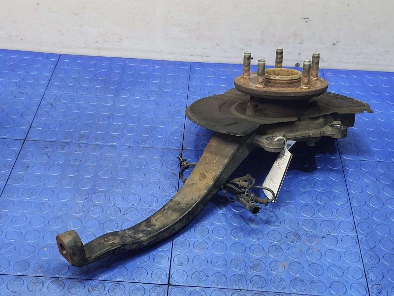2013 Dodge Durango Spindle Knuckle Front