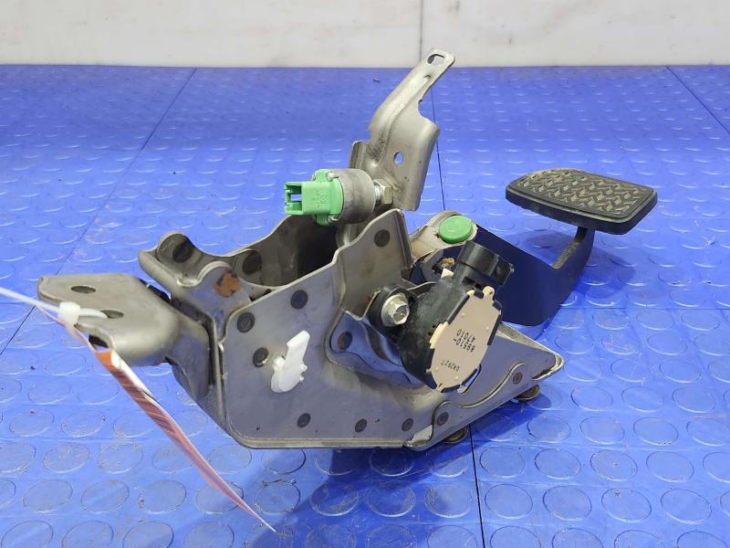 2010-2013 Lexus RX450H Brake Pedal Assembly Genuine OEM Part 47101-48170