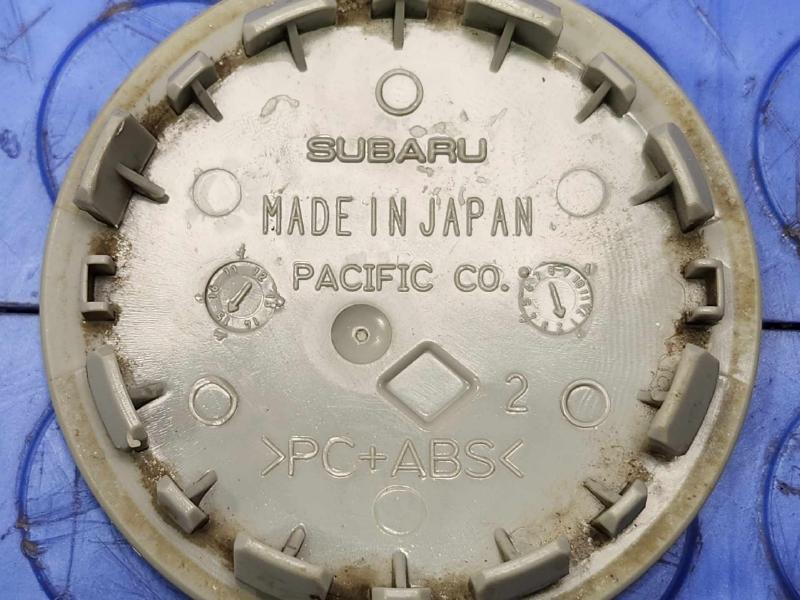 2014-2016 Subaru Forester Alloy Wheel Center Cap Genuine OEM Part 28821AJ000