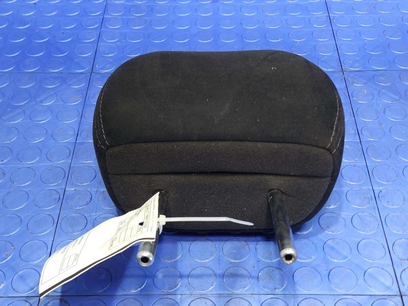 2016 Nissan Rogue Headrest