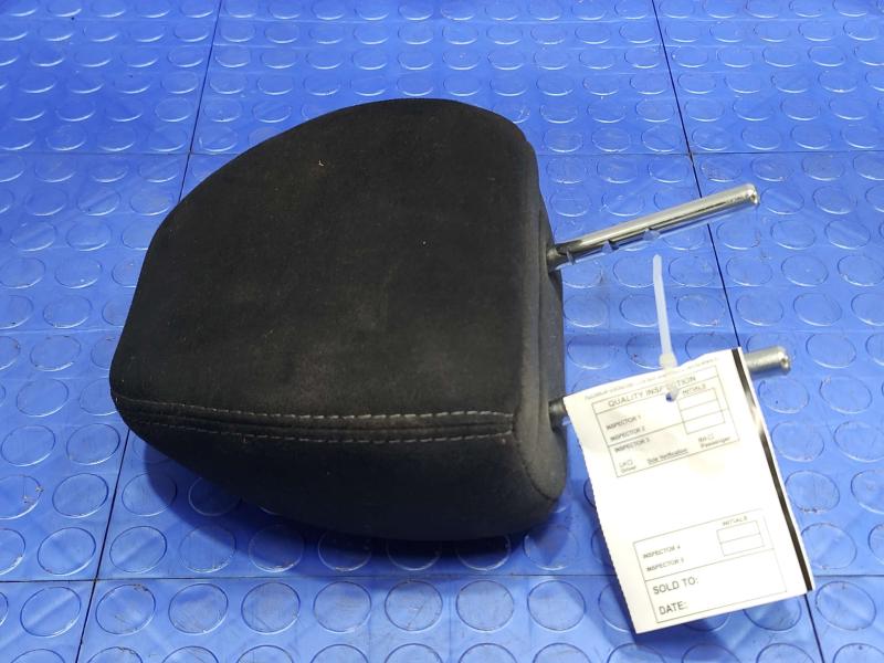 2016 Nissan Rogue Headrest