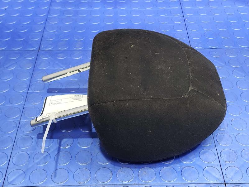 2016 Nissan Rogue Headrest
