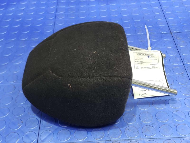 2016 Nissan Rogue Headrest