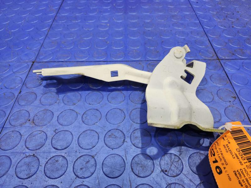 2010 Mazda Mazda3 Hood Hinge