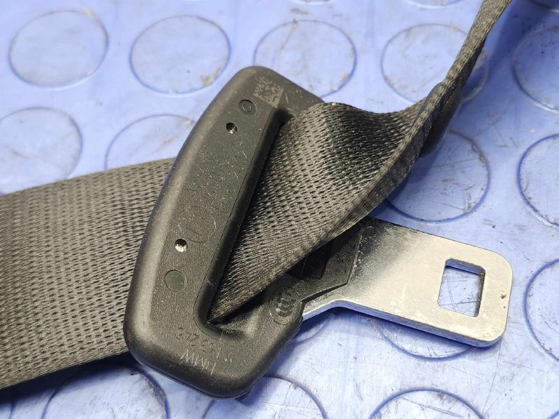 2011 BMW 535i Rear Seat Belt