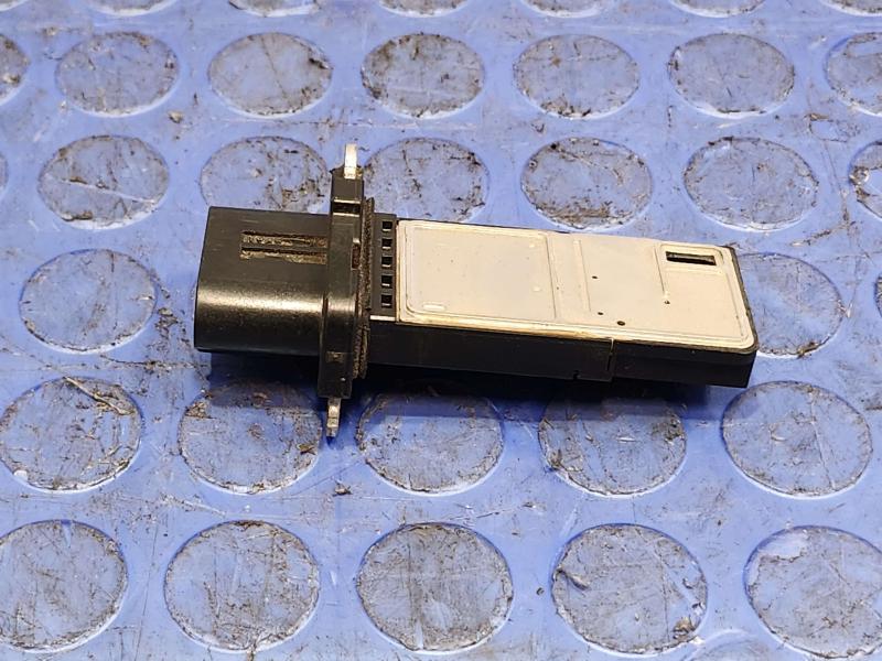 2007 Hummer H3 Air Flow Meter