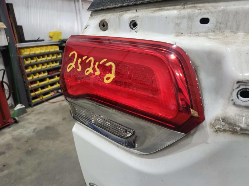 2015 Jeep Grand Cherokee Tail Light Assembly
