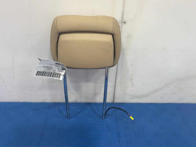 2010 Mercedes ML-Class Headrest
