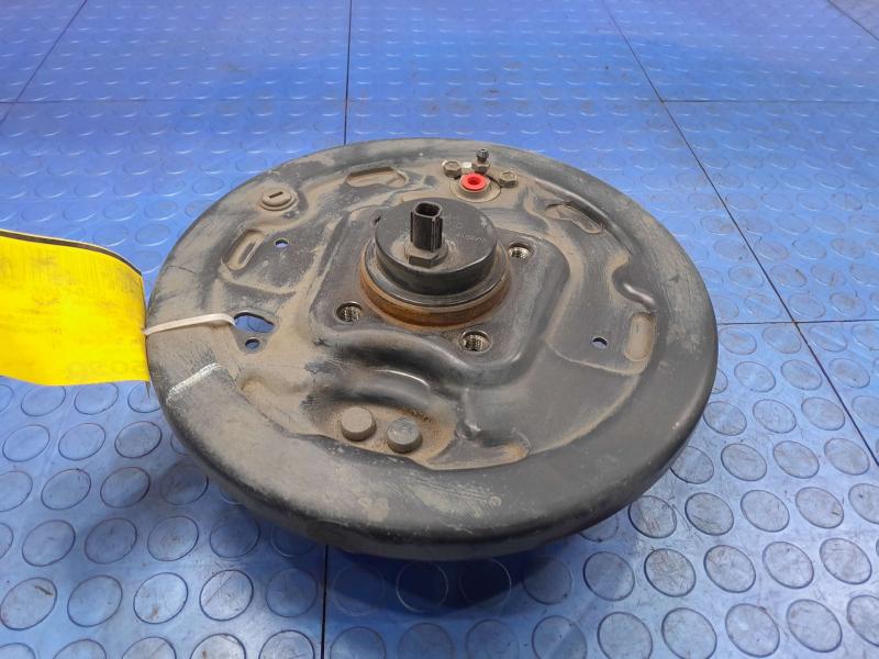 2014 Toyota Corolla Hub