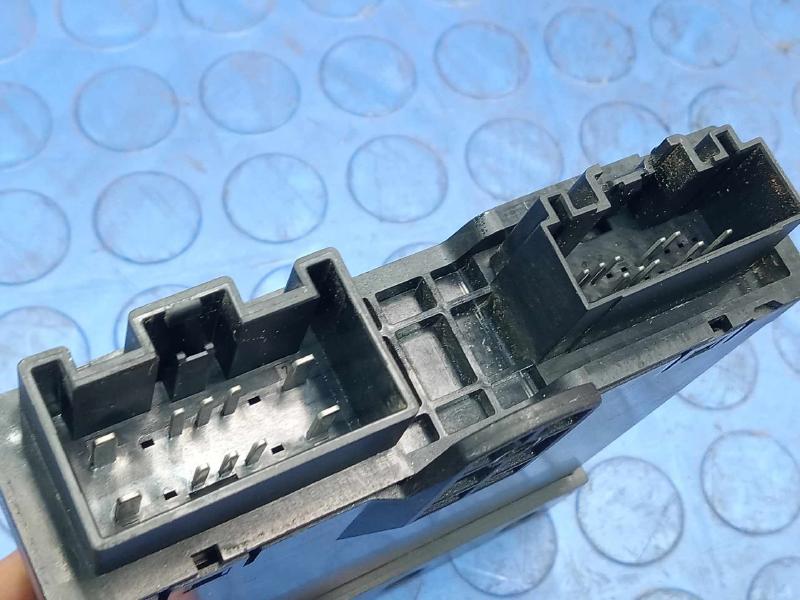 2016-2025 Volvo XC90 Liftgate Control Module Genuine OEM Part 32200217