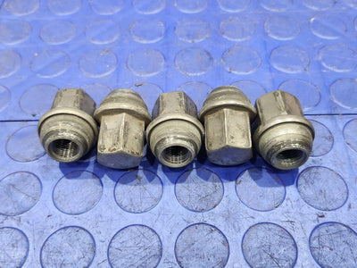 2014 Jeep Grand Cherokee Lug Nuts