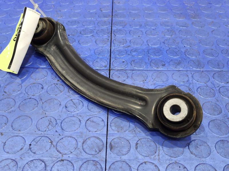 2013 Chrysler 300 Upper Control Arm Rear