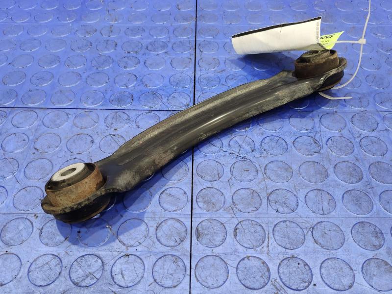 2013 Chrysler 300 Upper Control Arm Rear