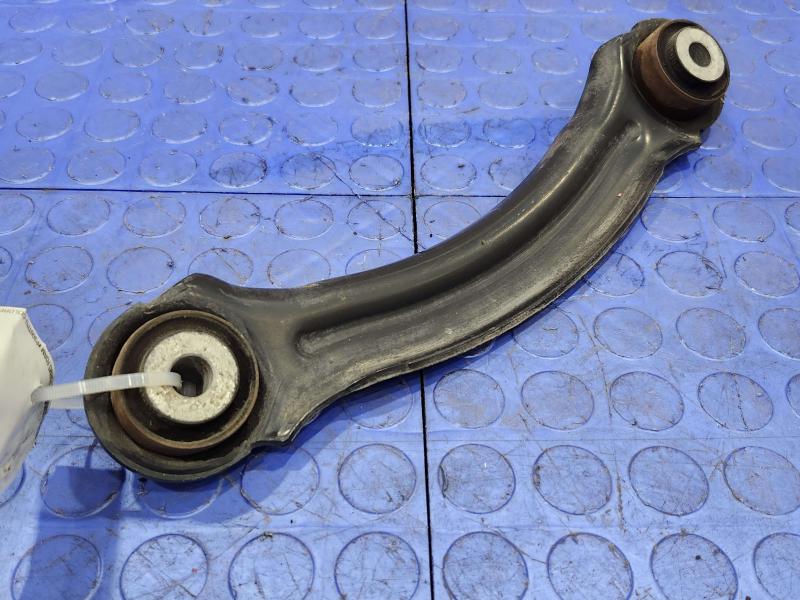 2013 Chrysler 300 Upper Control Arm Rear
