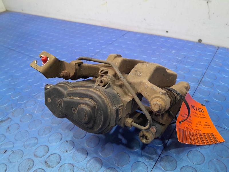 2015 Chrysler 200 Caliper